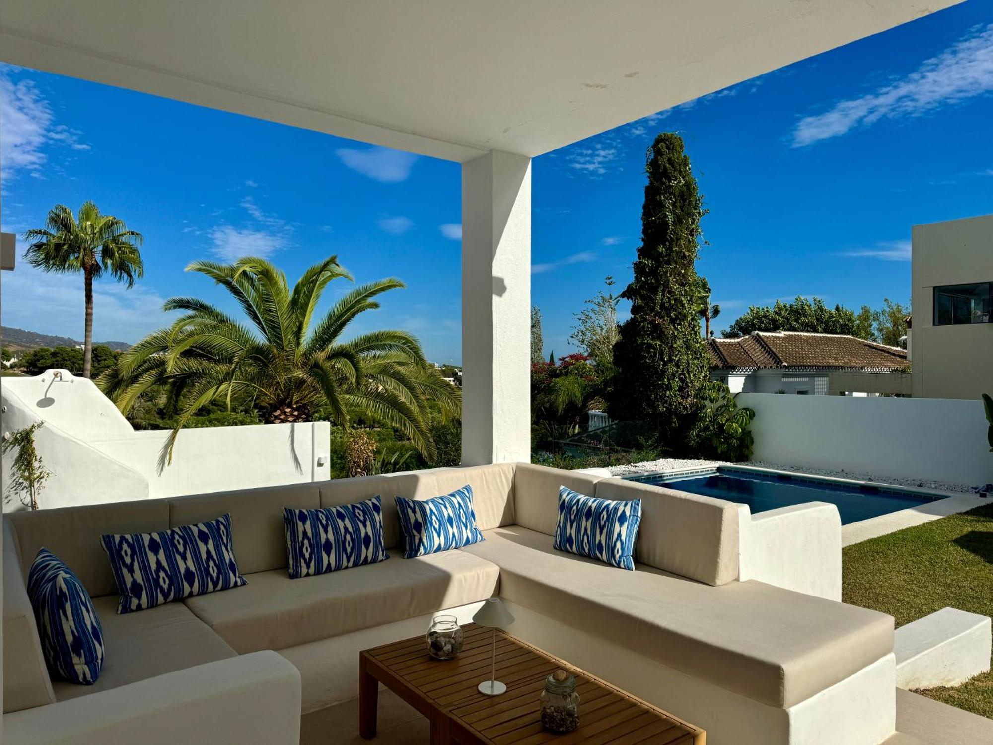 Aurora Boutique House - Only Adults Bed & Breakfast Marbella Exterior photo