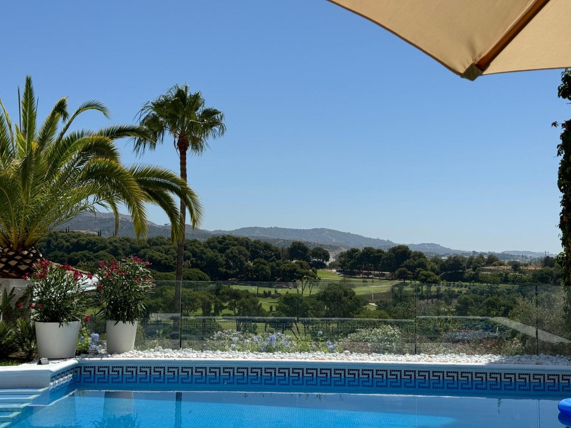 Aurora Boutique House - Only Adults Bed & Breakfast Marbella Exterior photo