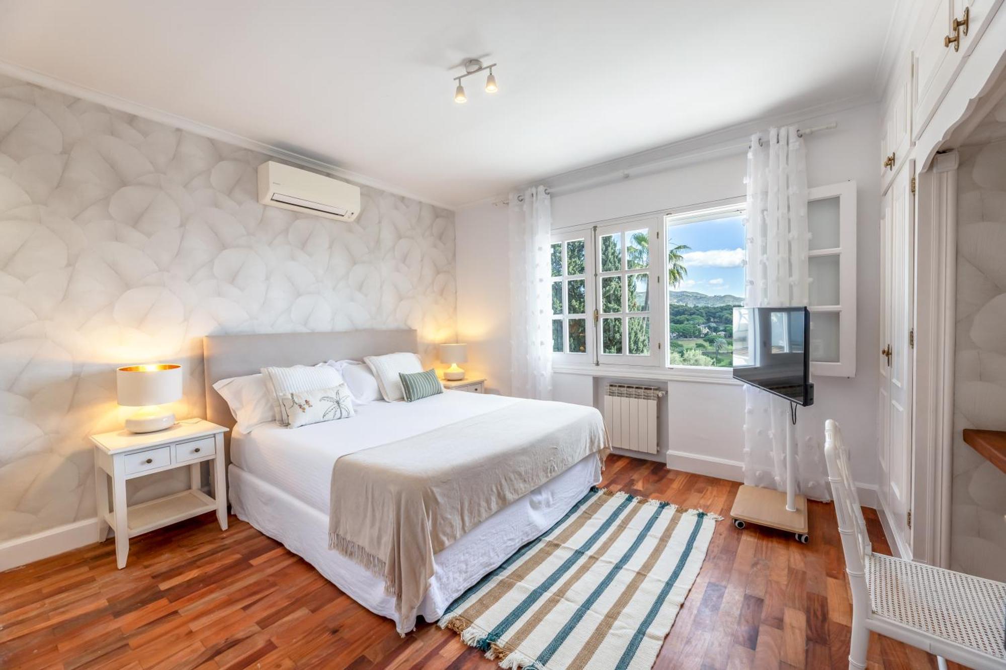 Aurora Boutique House - Only Adults Bed & Breakfast Marbella Exterior photo
