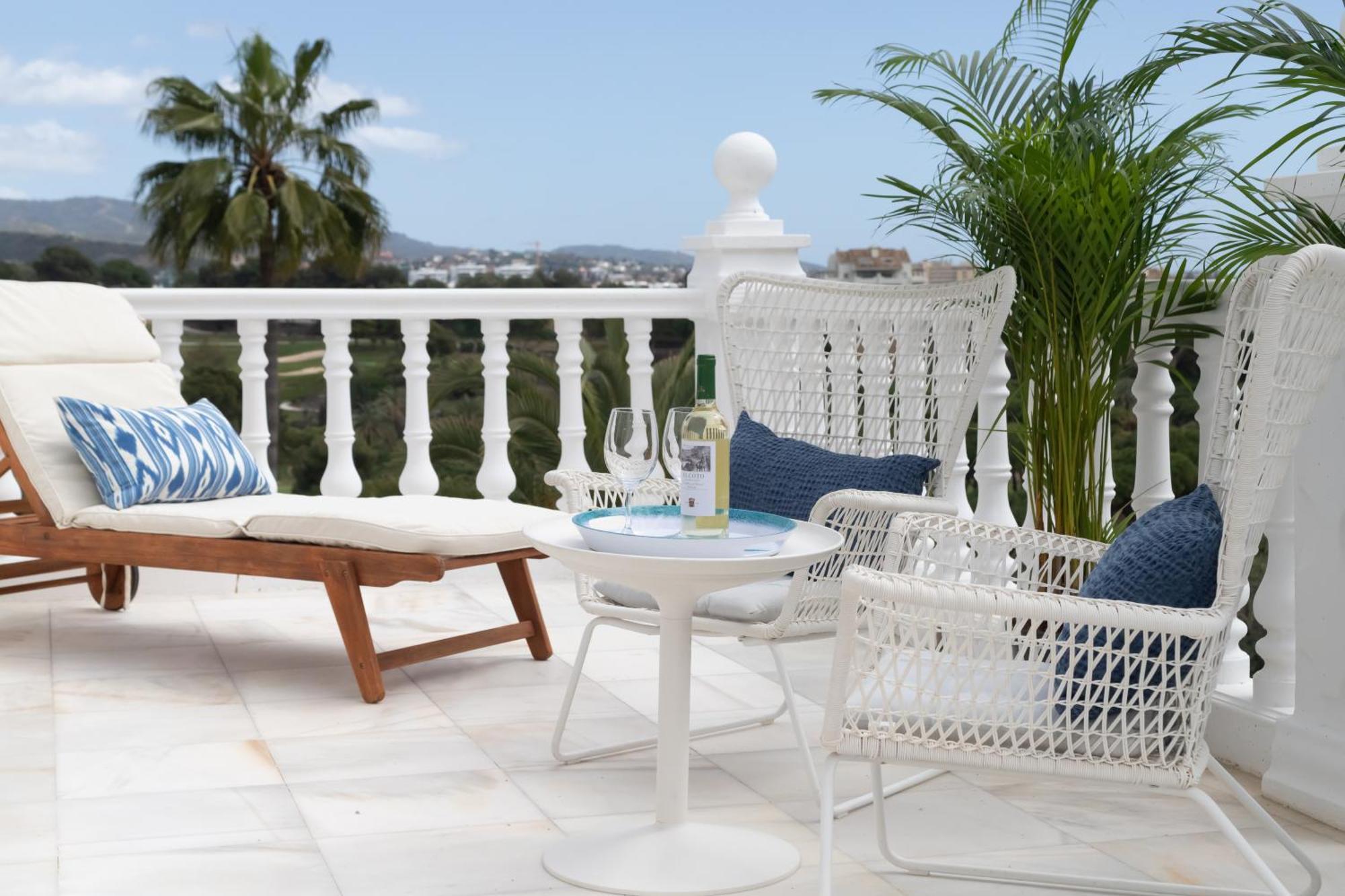 Aurora Boutique House - Only Adults Bed & Breakfast Marbella Exterior photo
